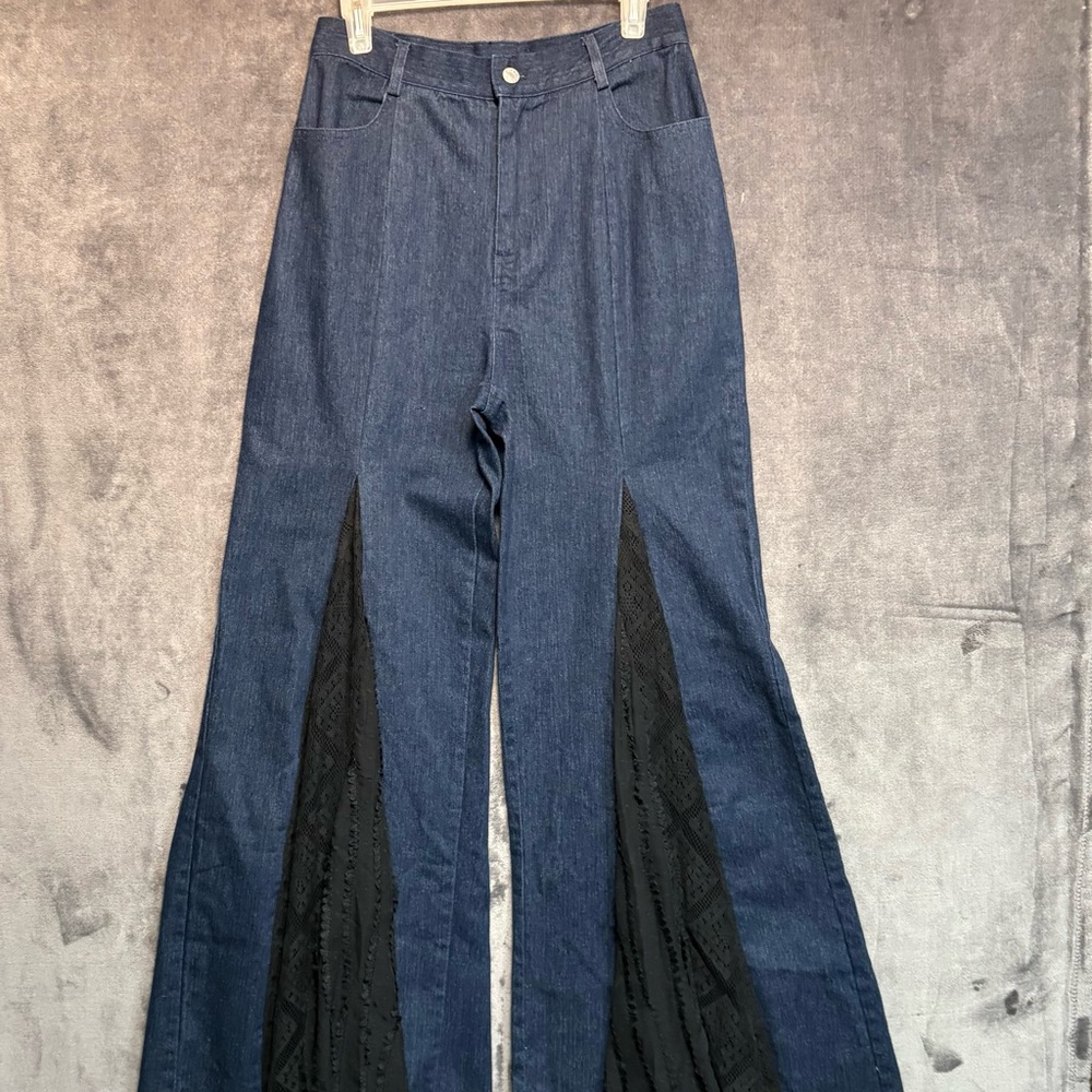 Wisteria Lane Lace Super-Flare Denim Jeans Lg Hippie Boho 60s Y2K Laid-Back